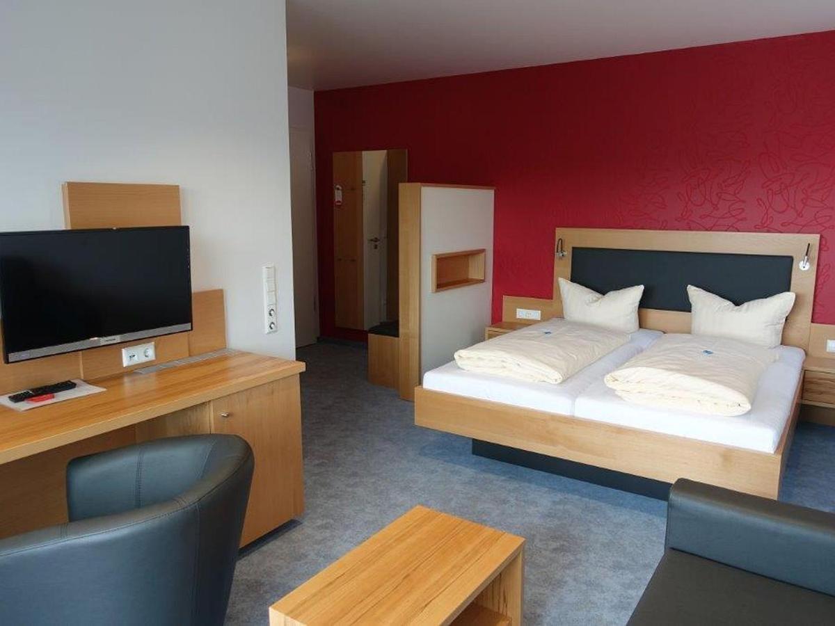 Hotel Gasthaus Krone Immenstaad am Bodensee Luaran gambar
