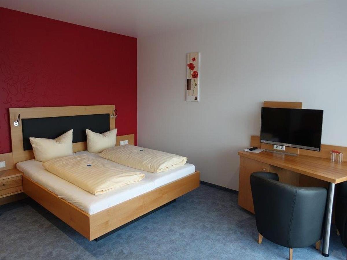Hotel Gasthaus Krone Immenstaad am Bodensee Luaran gambar