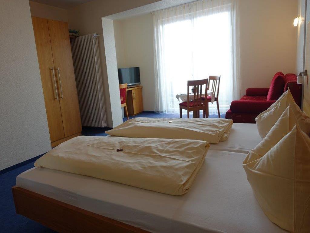 Hotel Gasthaus Krone Immenstaad am Bodensee Luaran gambar