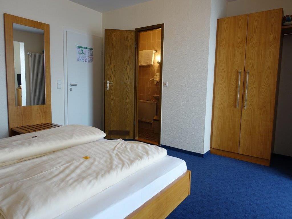 Hotel Gasthaus Krone Immenstaad am Bodensee Luaran gambar