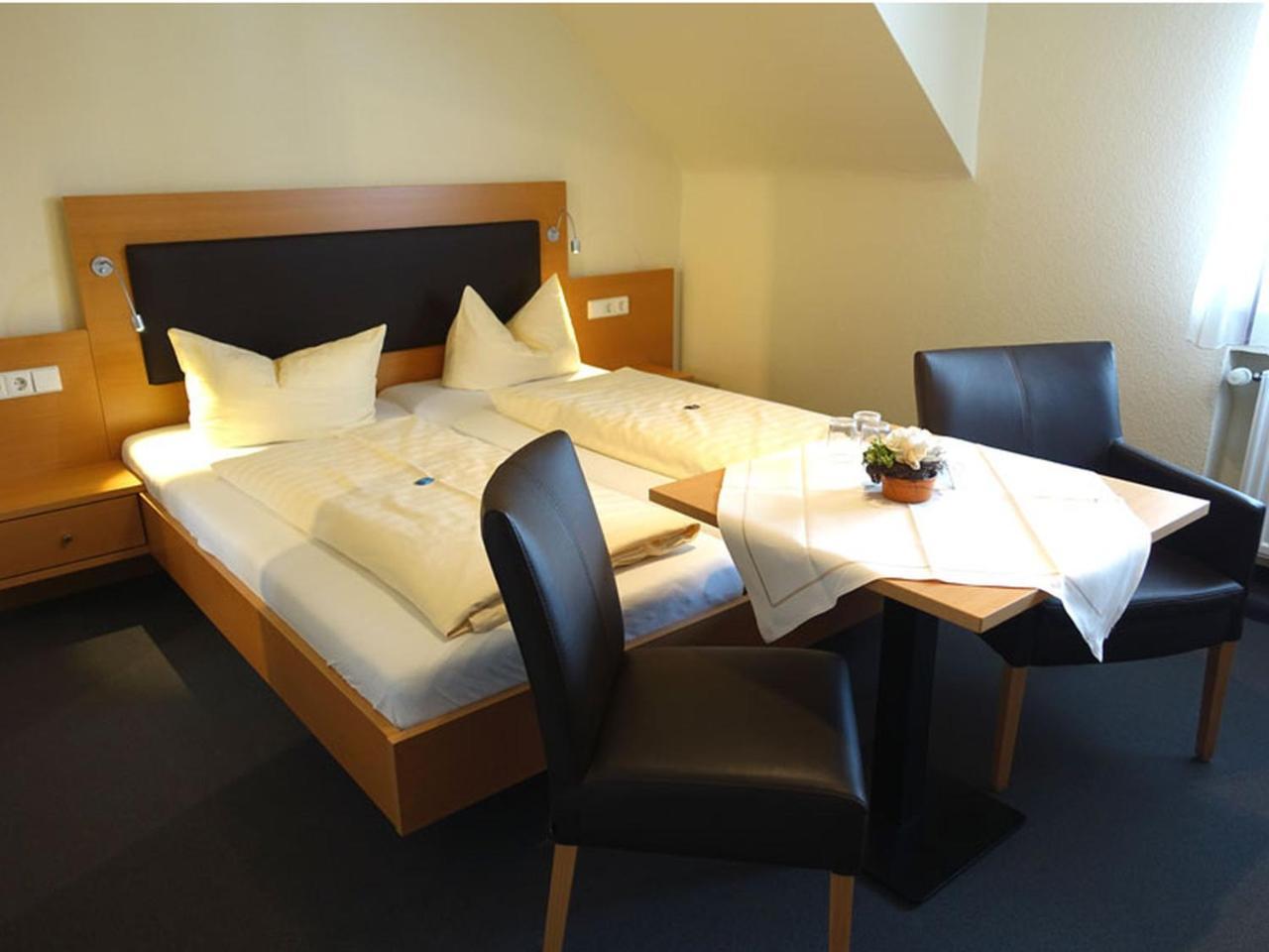 Hotel Gasthaus Krone Immenstaad am Bodensee Luaran gambar